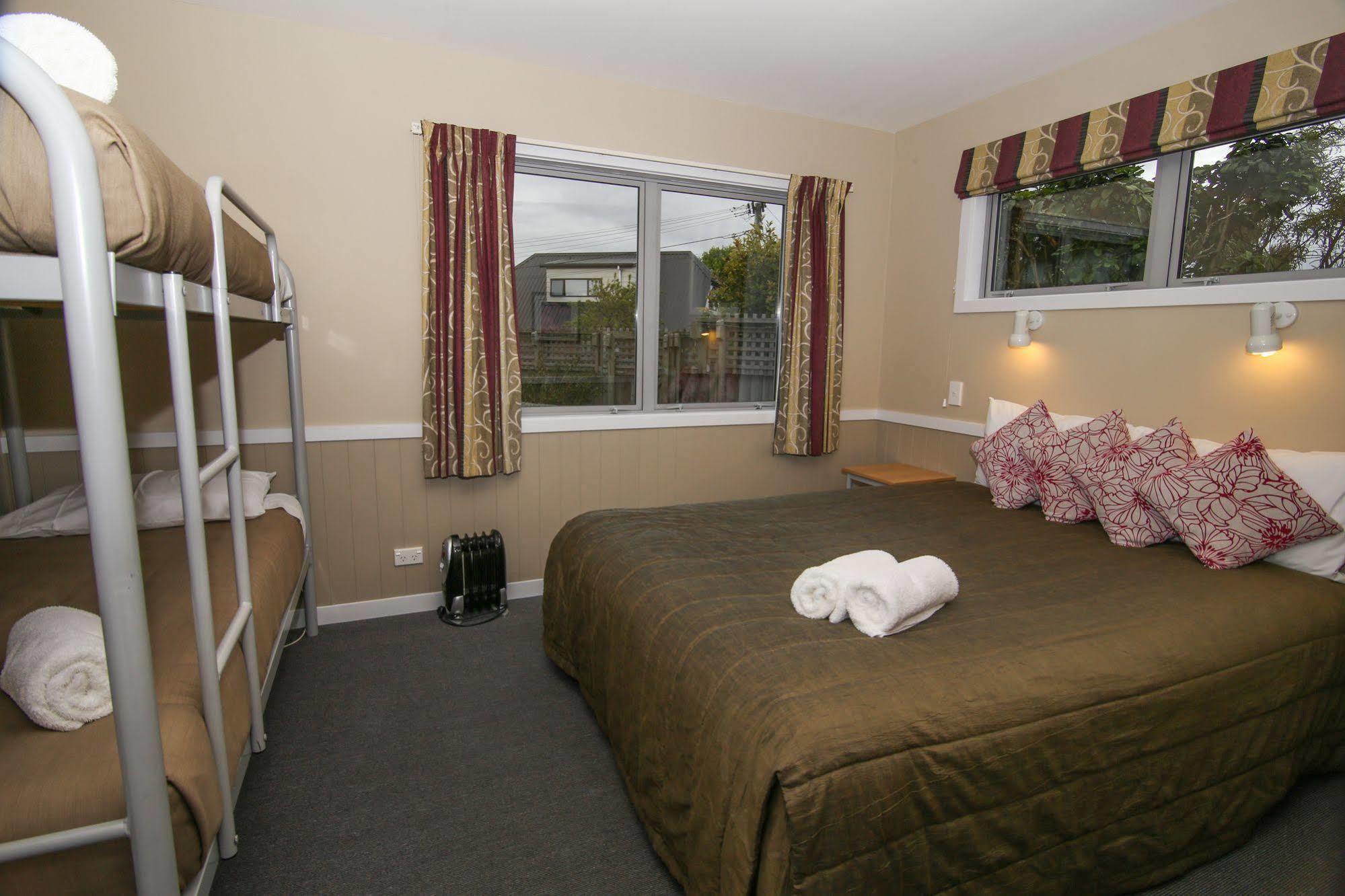 Amber Kiwi Holiday Park & Motels Christchurch Exterior photo